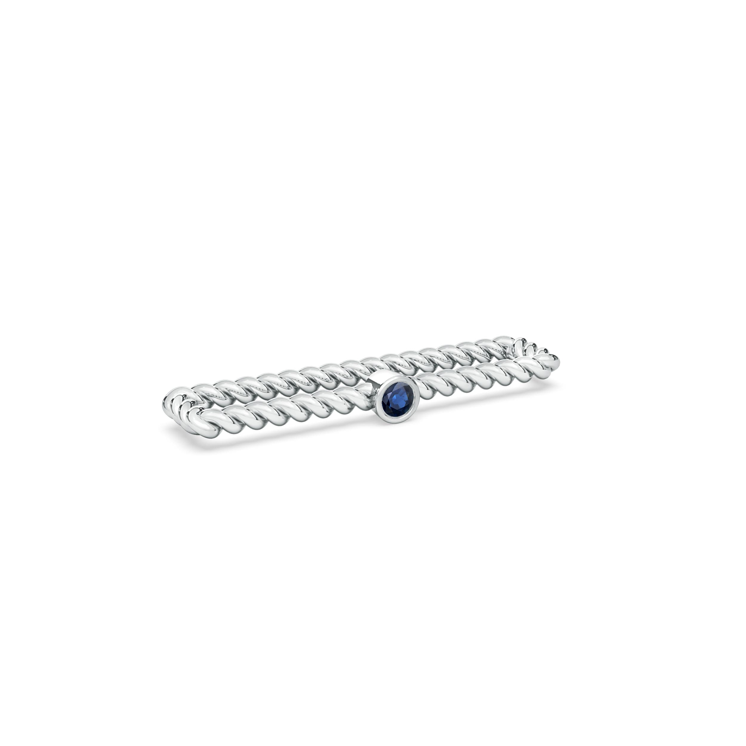 AA - Blue Sapphire / 0.05 CT / 14 KT White Gold