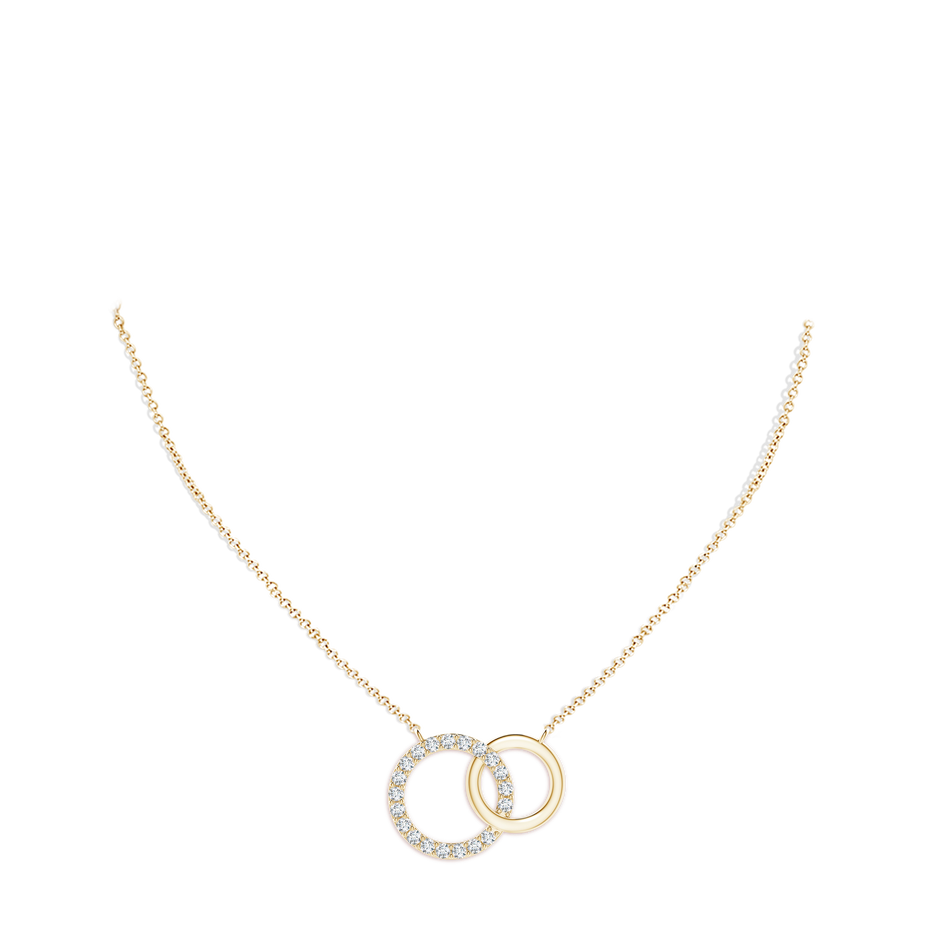 2.3mm FGVS Lab-Grown Interlocking Diamond Circle Necklace in Yellow Gold pen