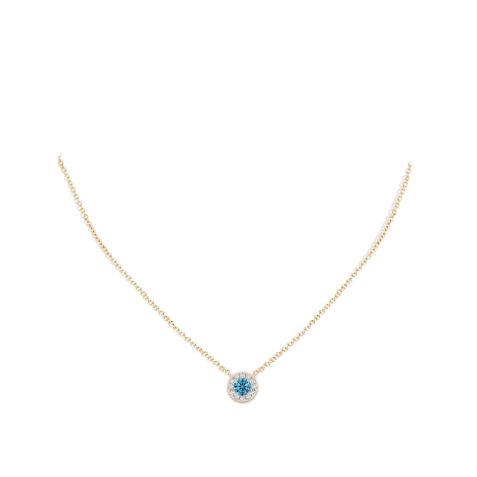 5.8mm Labgrown Round Lab-Grown Fancy Intense Blue Diamond Necklace with Halo in Yellow Gold pen