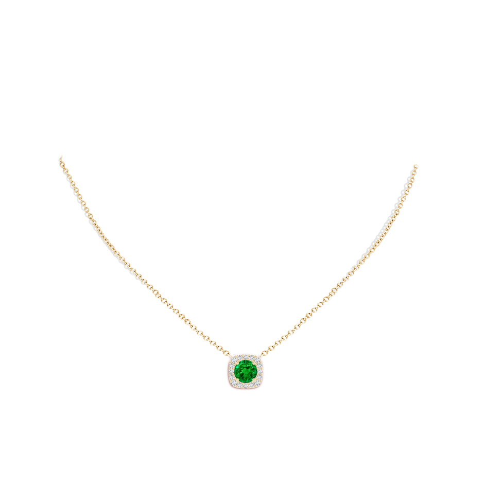 7mm AAAA Round Emerald Pendant with Cushion Halo in Yellow Gold body-neck