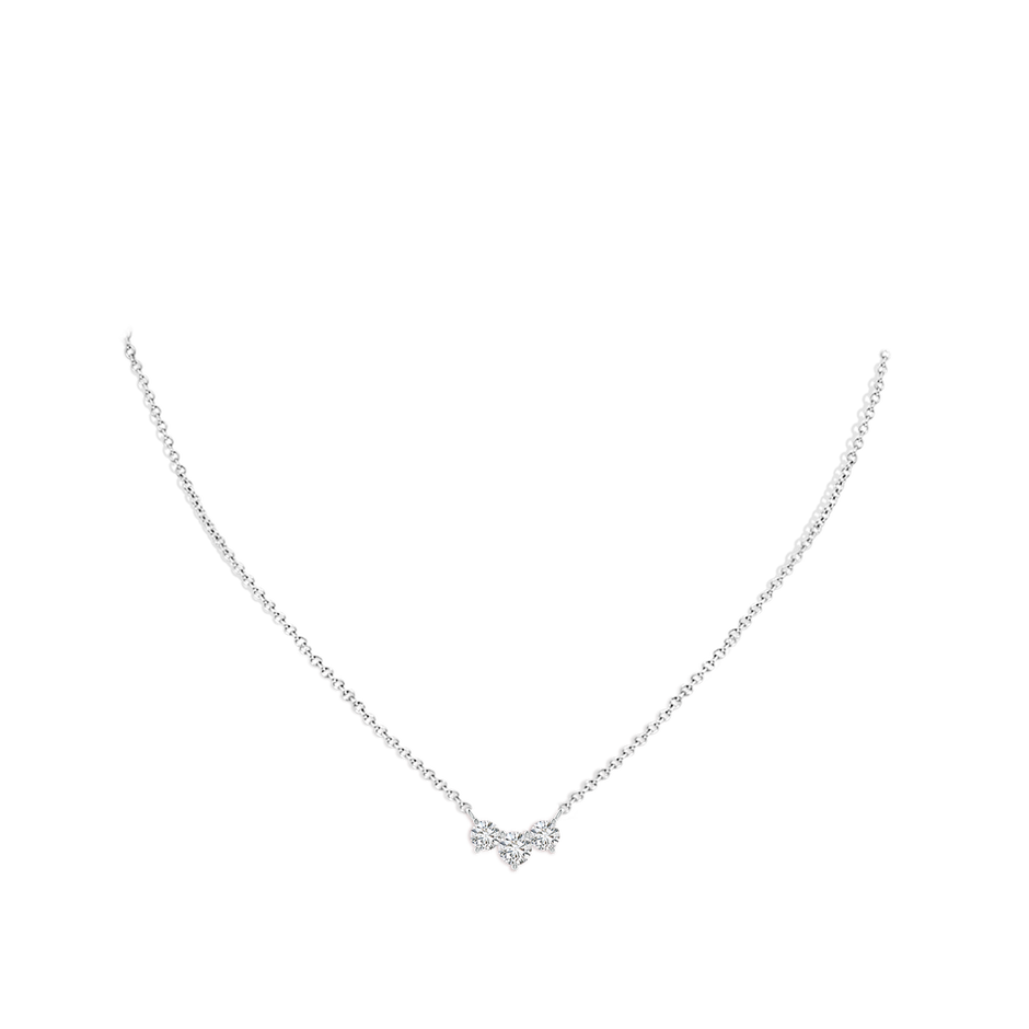 5mm HSI2 Classic Trio Diamond Necklace in White Gold pen