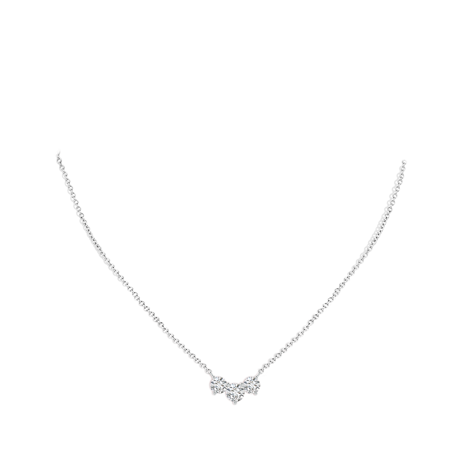 6mm HSI2 Classic Trio Diamond Necklace in White Gold pen
