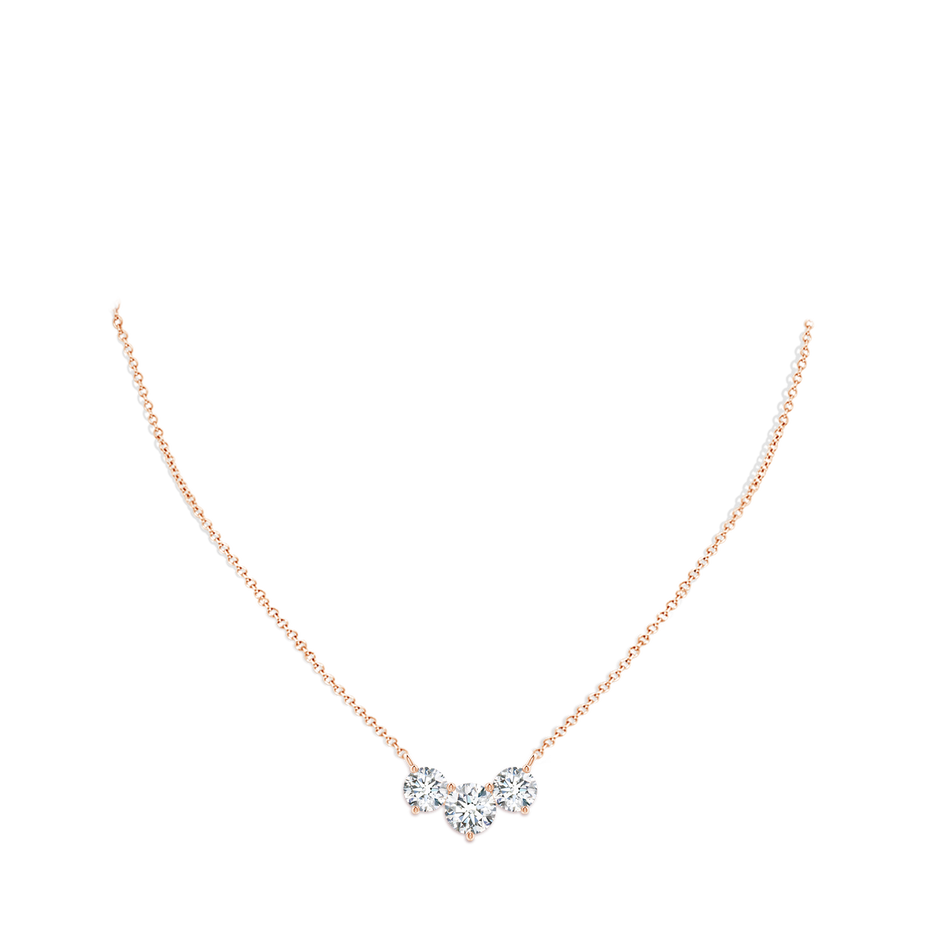 8.1mm GVS2 Classic Trio Diamond Necklace in Rose Gold pen