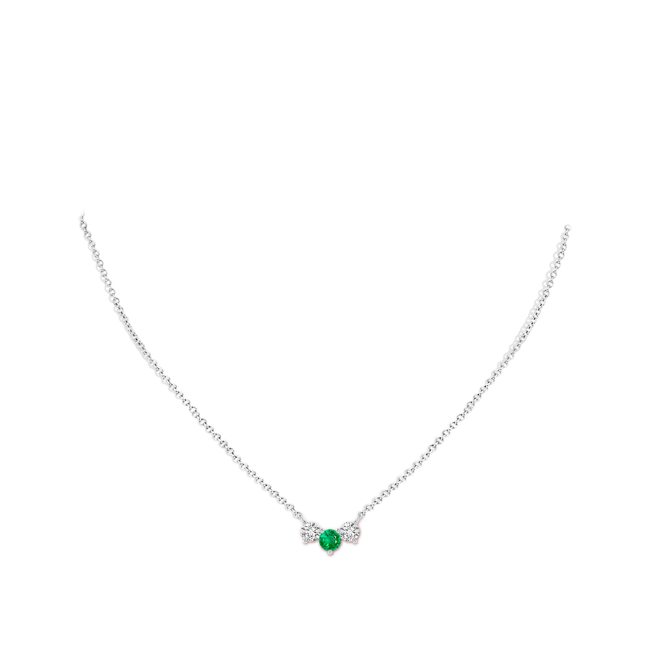 5mm AAA Classic Emerald and Diamond Necklace in White Gold pen