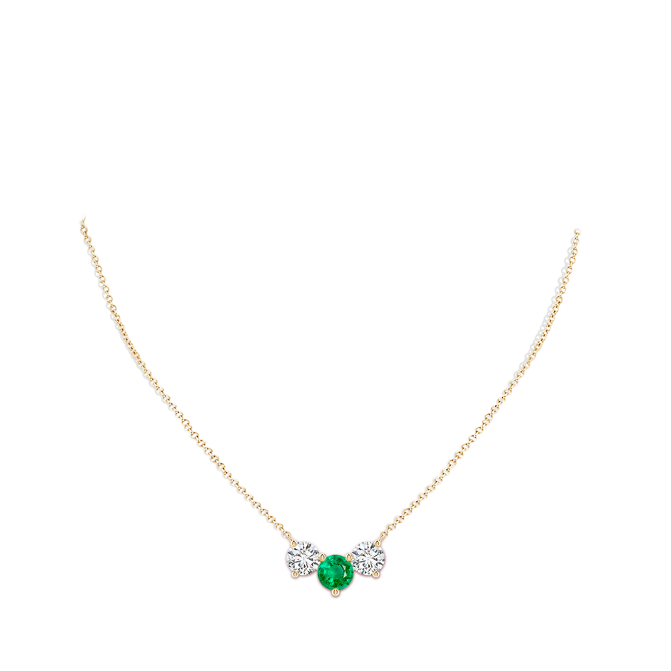 8mm AAA Classic Emerald and Diamond Necklace in Yellow Gold pen
