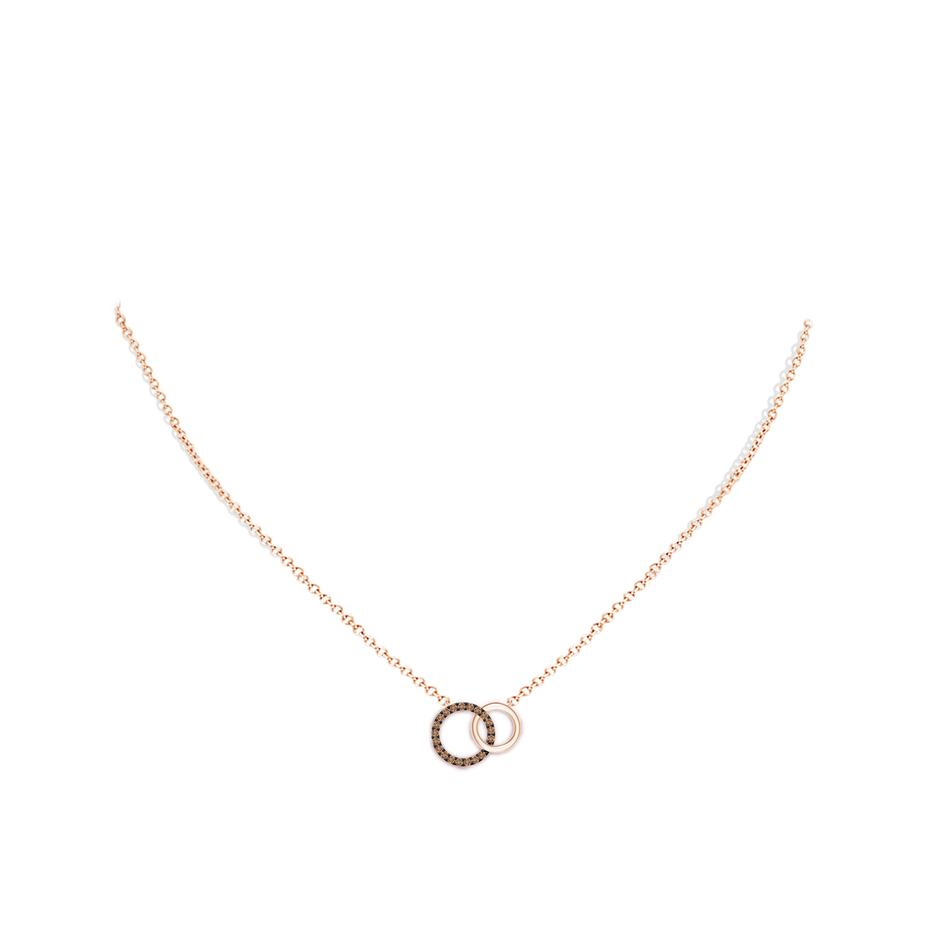 1.1mm AAA Interlocking Brown Diamond Circle Necklace Pendant in Rose Gold body-neck