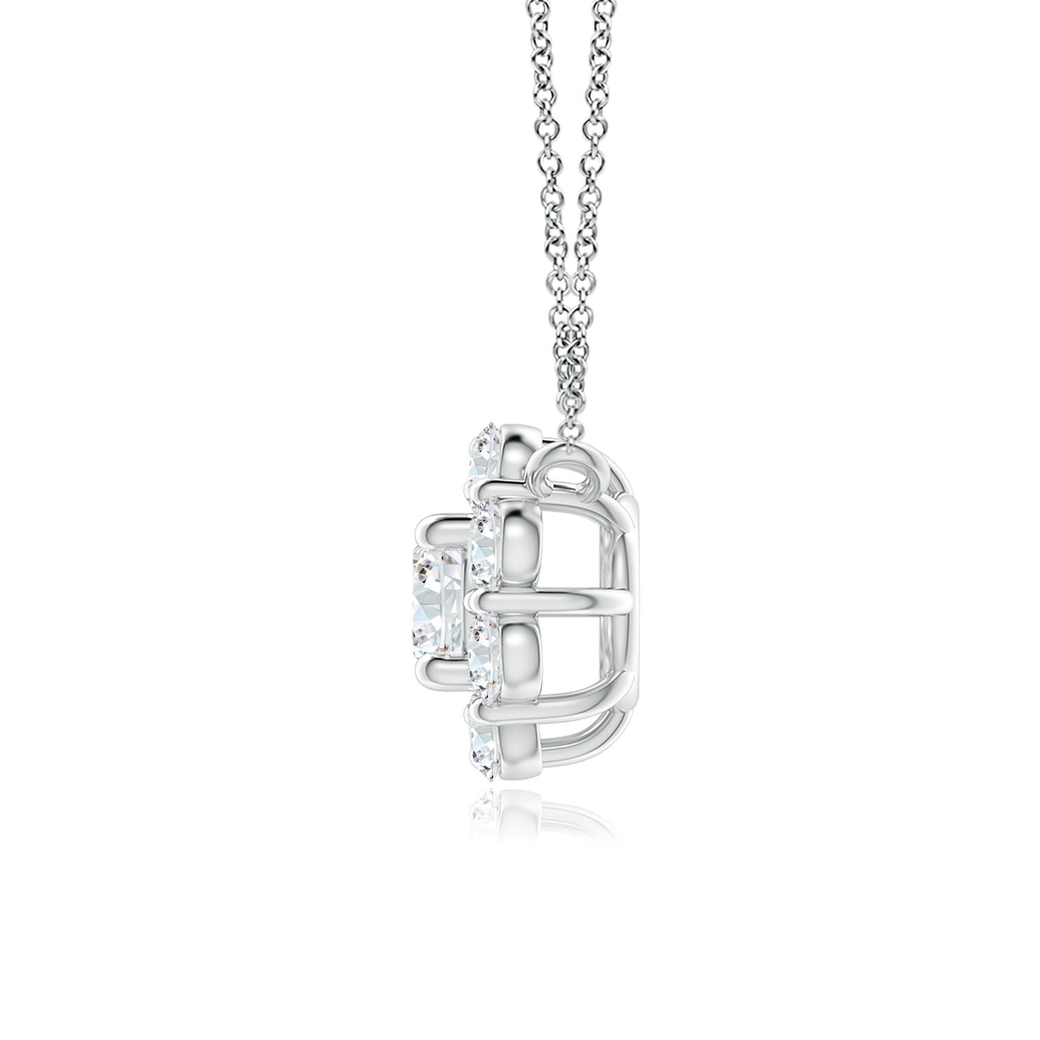 3.9mm GVS2 Floral Cluster Diamond Necklace in P950 Platinum