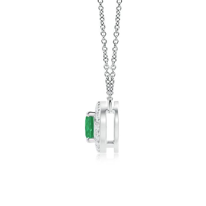 A - Emerald / 0.52 CT / 14 KT White Gold