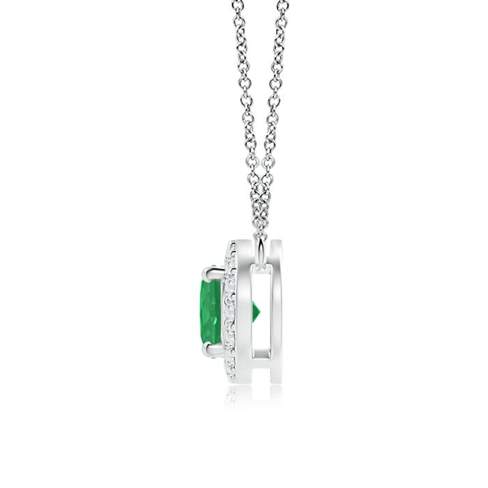 A - Emerald / 0.83 CT / 14 KT White Gold