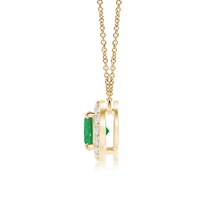 A - Emerald / 0.83 CT / 14 KT Yellow Gold