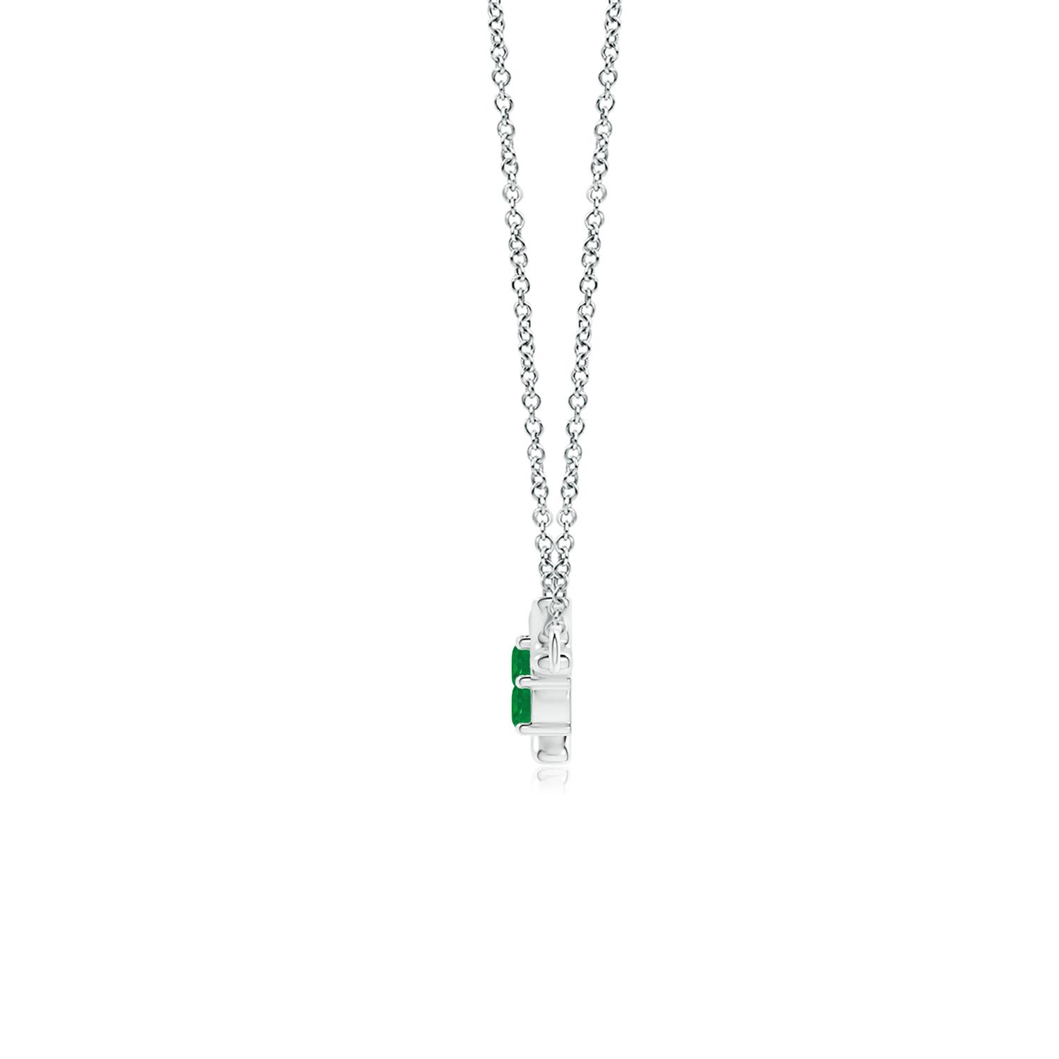 AA - Emerald / 0.3 CT / 14 KT White Gold