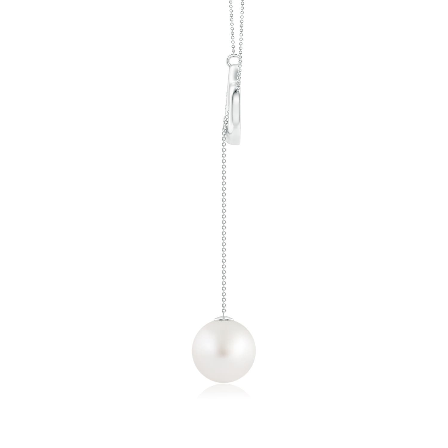 AA - South Sea Cultured Pearl / 5.28 CT / 14 KT White Gold