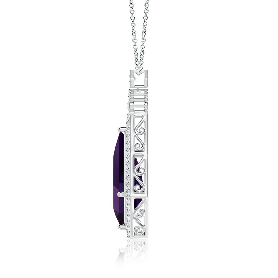 23.10x14.03x8.59mm AAAA GIA Certified Moroccan Style Kite-Shaped Amethyst Pendant in White Gold side 199