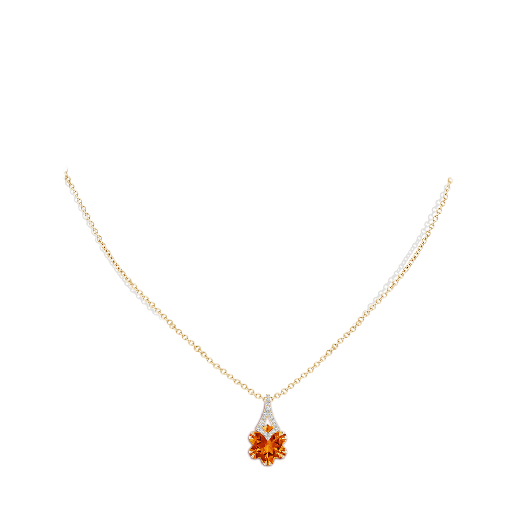 10mm AAAA Snowflake-Cut Citrine Kite-Shaped Bale Pendant in Yellow Gold Body-Neck