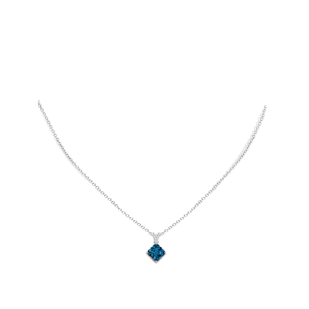8mm AAAA Solitaire Clover-Shaped London Blue Topaz V-Bale Pendant in White Gold Body-Neck