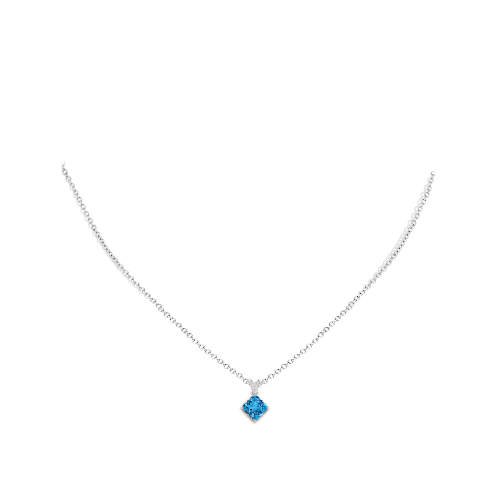 7mm AAAA Solitaire Clover-Shaped Swiss Blue Topaz V-Bale Pendant in White Gold Body-Neck