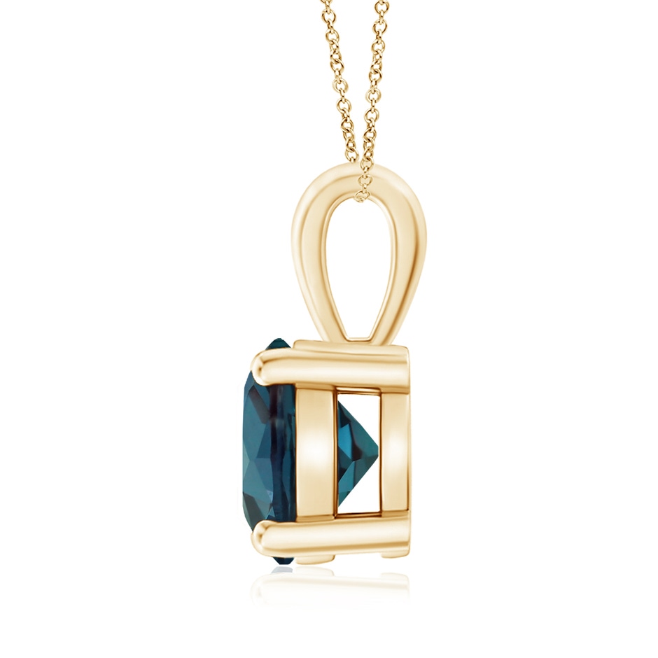 8mm Labgrown Classic Prong-Set Round Lab-Grown Alexandrite Solitaire Pendant in Yellow Gold side 199