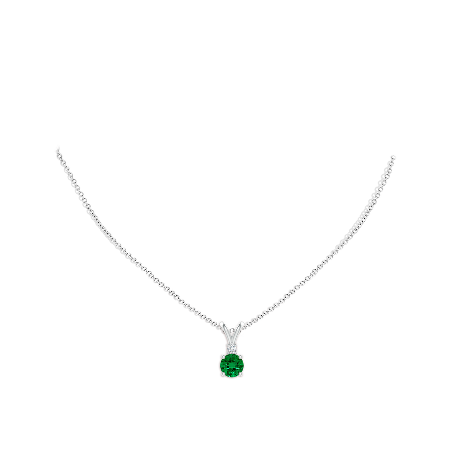 7mm Labgrown Lab-Grown Round Emerald Solitaire V-Bale Pendant with Lab Diamond in White Gold pen