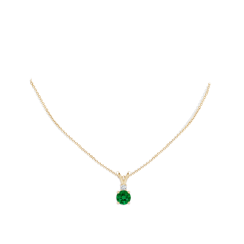 8mm Labgrown Lab-Grown Round Emerald Solitaire V-Bale Pendant with Diamond in Yellow Gold pen