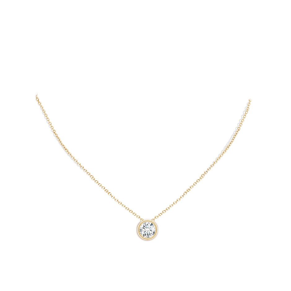 9.2mm FGVS Lab-Grown Bezel-Set Round Diamond Solitaire Pendant in Yellow Gold pen