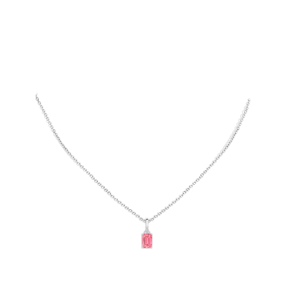 7x5mm Labgrown Emerald-Cut Lab-Grown Fancy Intense Pink Diamond Pendant with Trio Accents in P950 Platinum pen