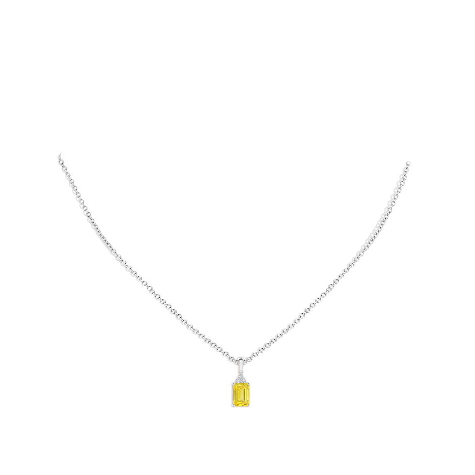 7x5mm Labgrown Emerald-Cut Lab-Grown Fancy Intense Yellow Diamond Pendant with Trio Accents in P950 Platinum pen