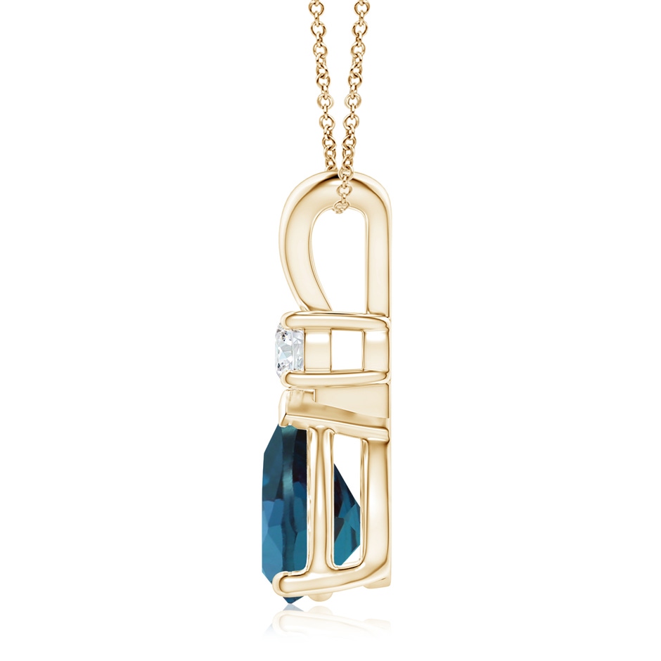 12x8mm Labgrown Lab-Grown Alexandrite Teardrop Pendant with Diamond in Yellow Gold side 199