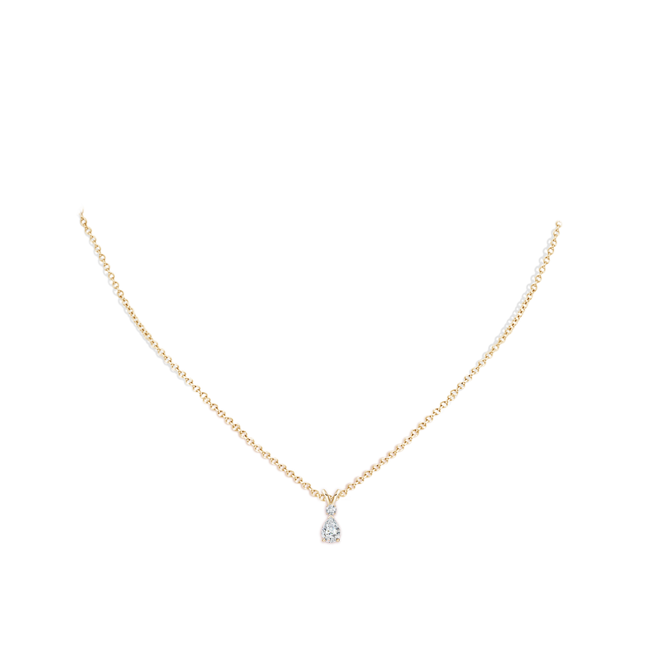 6x4mm FGVS Lab-Grown Diamond Teardrop Pendant with Diamond Accent in Yellow Gold pen