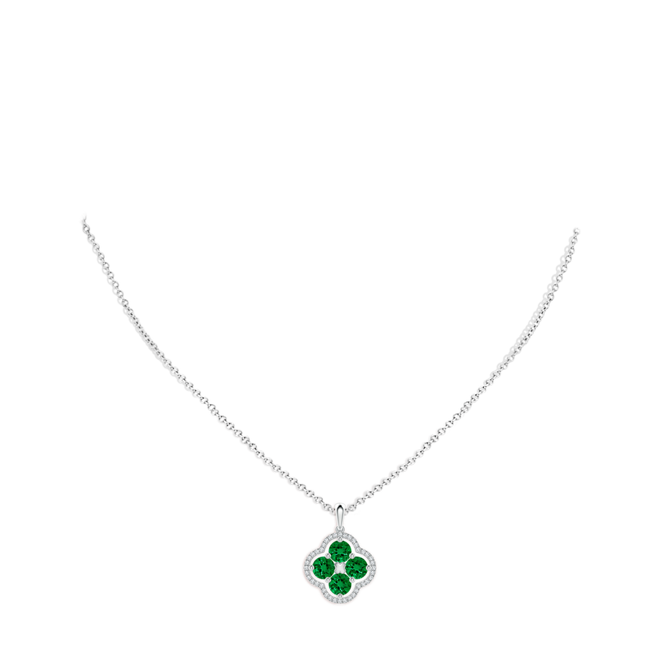 4.5mm Labgrown Lab-Grown Diamond Framed Lab Emerald Clover Pendant in 18K White Gold pen