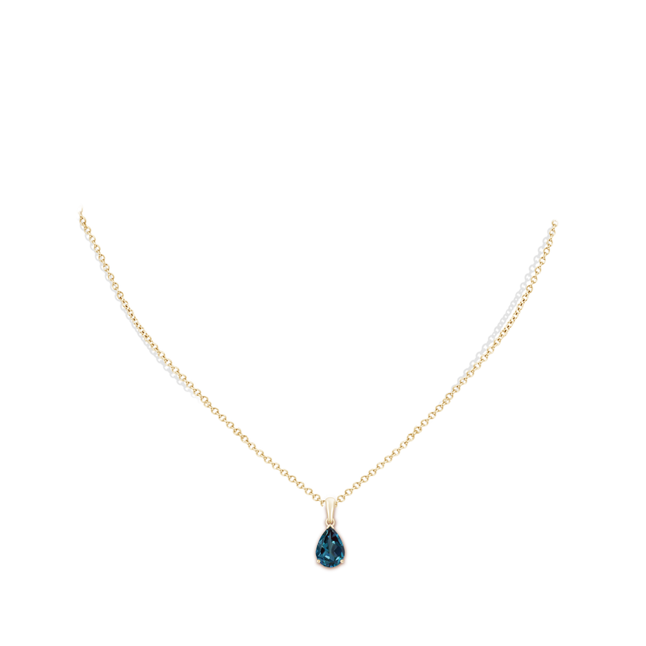 10x7mm Labgrown Pear-Shaped Lab-Grown Alexandrite Solitaire Pendant in Yellow Gold pen