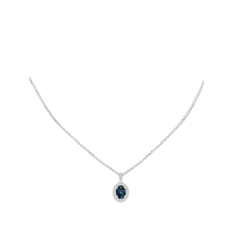 8x6mm Labgrown Vintage Style Oval Lab-Grown Alexandrite Pendant with Diamond Halo in P950 Platinum pen