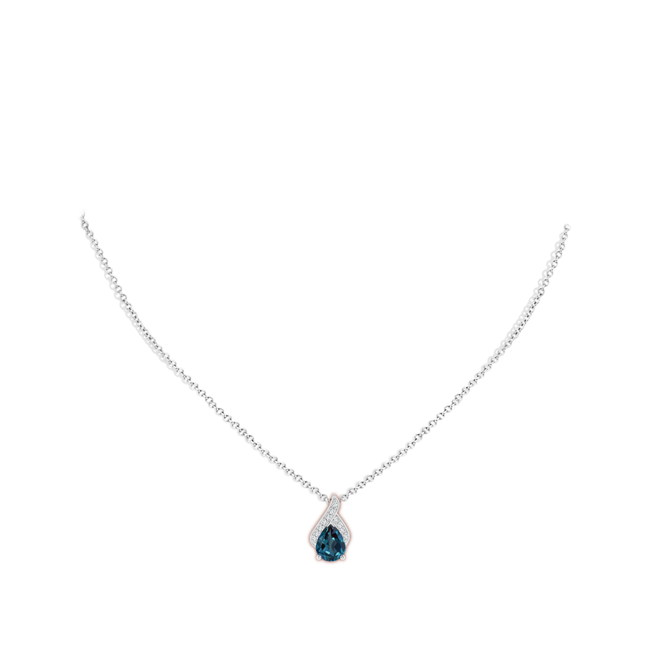 9x7mm Labgrown Solitaire Pear-Shaped Lab-Grown Alexandrite Flame Pendant in 18K White Gold pen