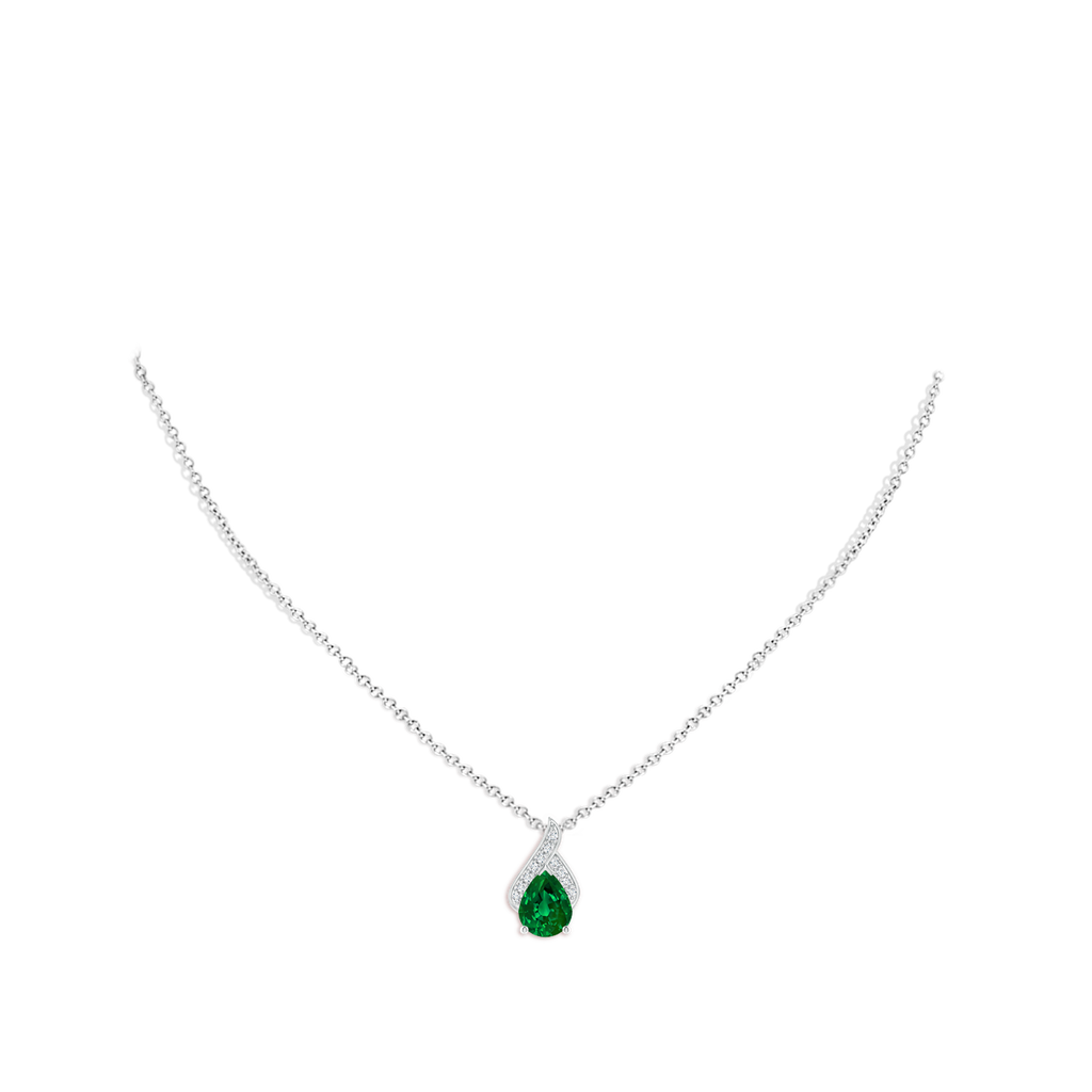 9x7mm Labgrown Lab-Grown Solitaire Pear-Shaped Emerald Flame Pendant in White Gold pen