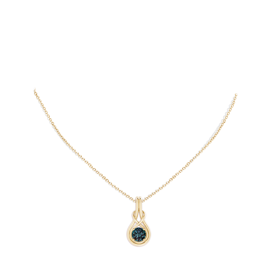 6mm Labgrown Round Lab-Grown Alexandrite Solitaire Infinity Knot Pendant in Yellow Gold pen