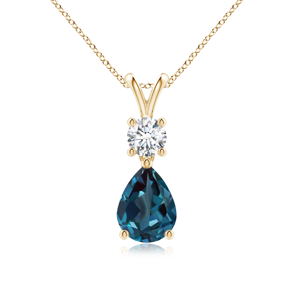 8x6mm Labgrown Pear-Shaped Lab-Grown Alexandrite V-Bale Pendant in Yellow Gold