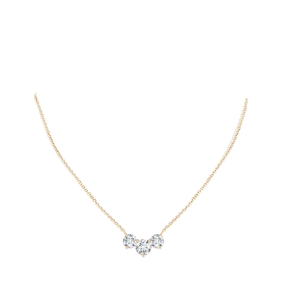 8.1mm FGVS Lab-Grown Classic Trio Diamond Necklace in Yellow Gold pen