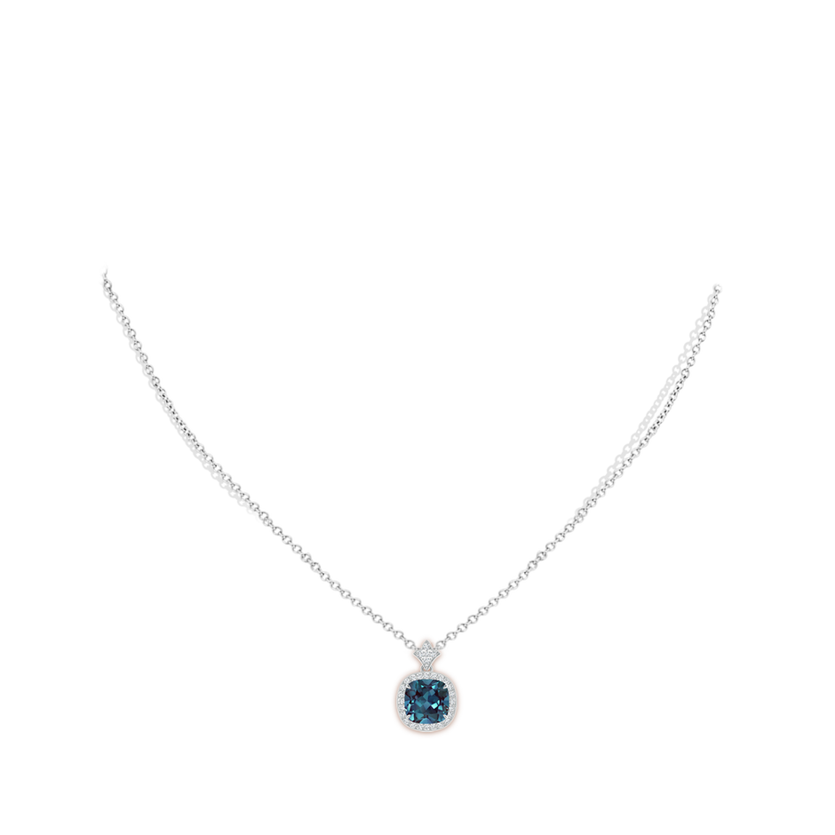 8mm Labgrown Vintage Inspired Cushion Lab-Grown Alexandrite Halo Pendant in P950 Platinum pen