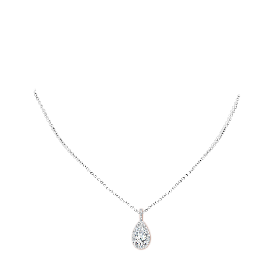 14x8mm FGVS Lab-Grown Diamond Teardrop Pendant with Halo in P950 Platinum pen