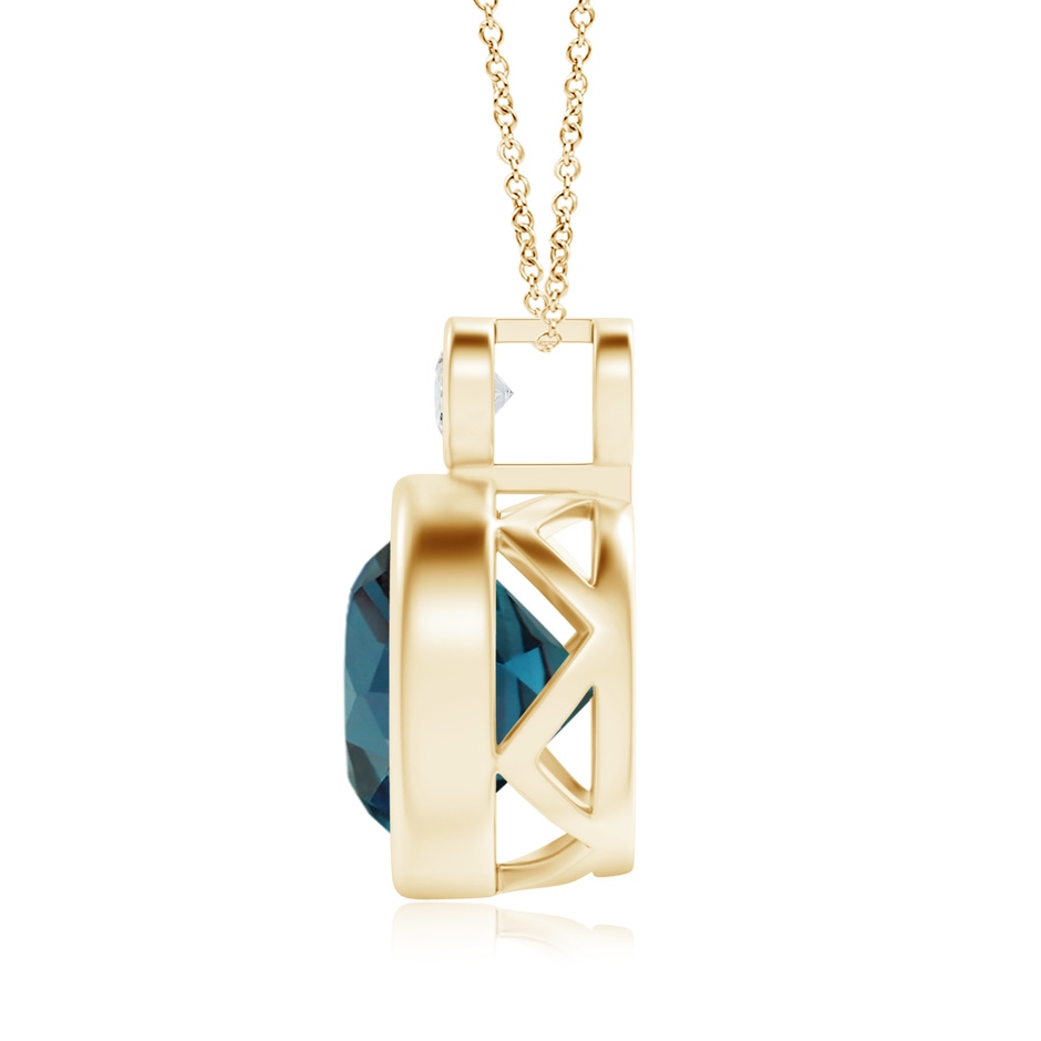 10mm Labgrown Bezel-Set Lab-Grown Alexandrite Solitaire Pendant with Diamond in Yellow Gold side 199