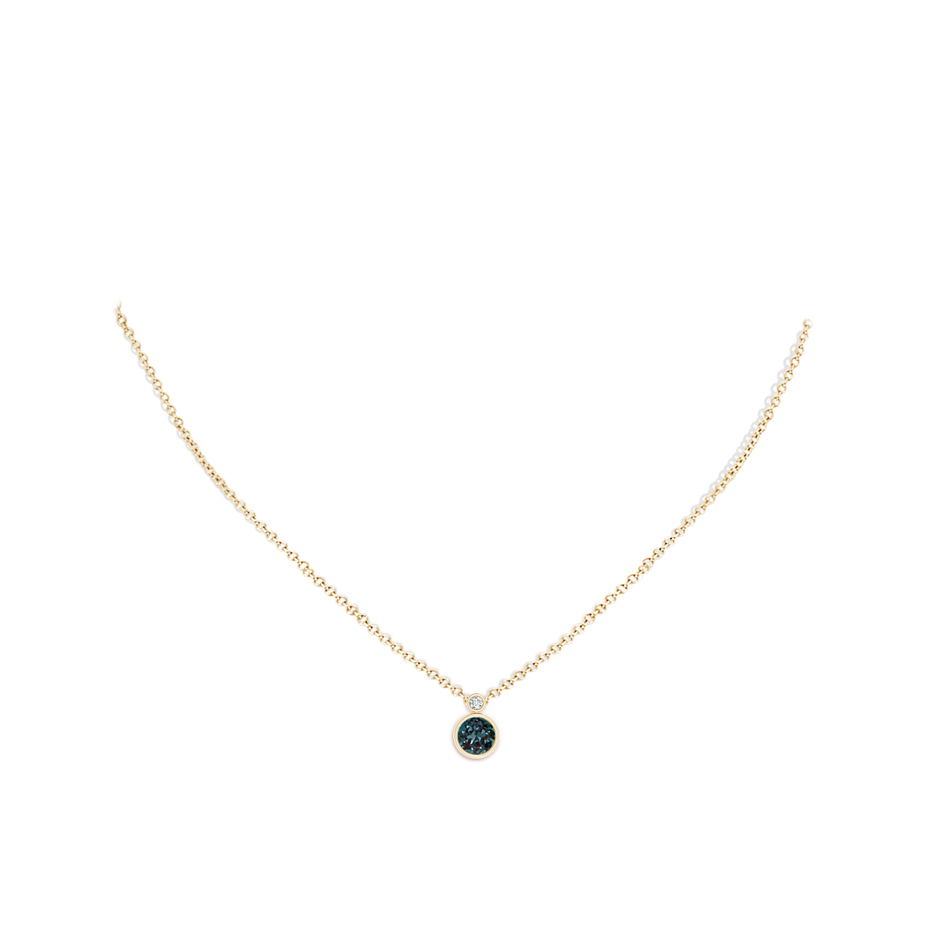 6mm Labgrown Bezel-Set Lab-Grown Alexandrite Solitaire Pendant with Diamond in Yellow Gold pen
