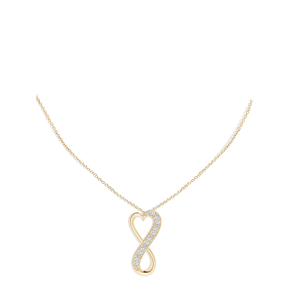 2.25mm FGVS Lab-Grown Pave-Set Diamond Infinity Heart Pendant in Yellow Gold pen