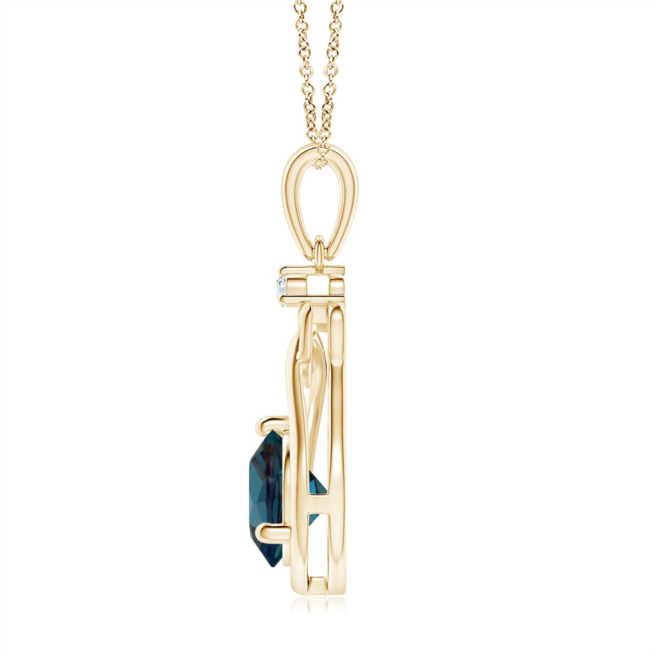 7mm Labgrown Lab-Grown Alexandrite Knotted Heart Pendant with Diamond in Yellow Gold side 199