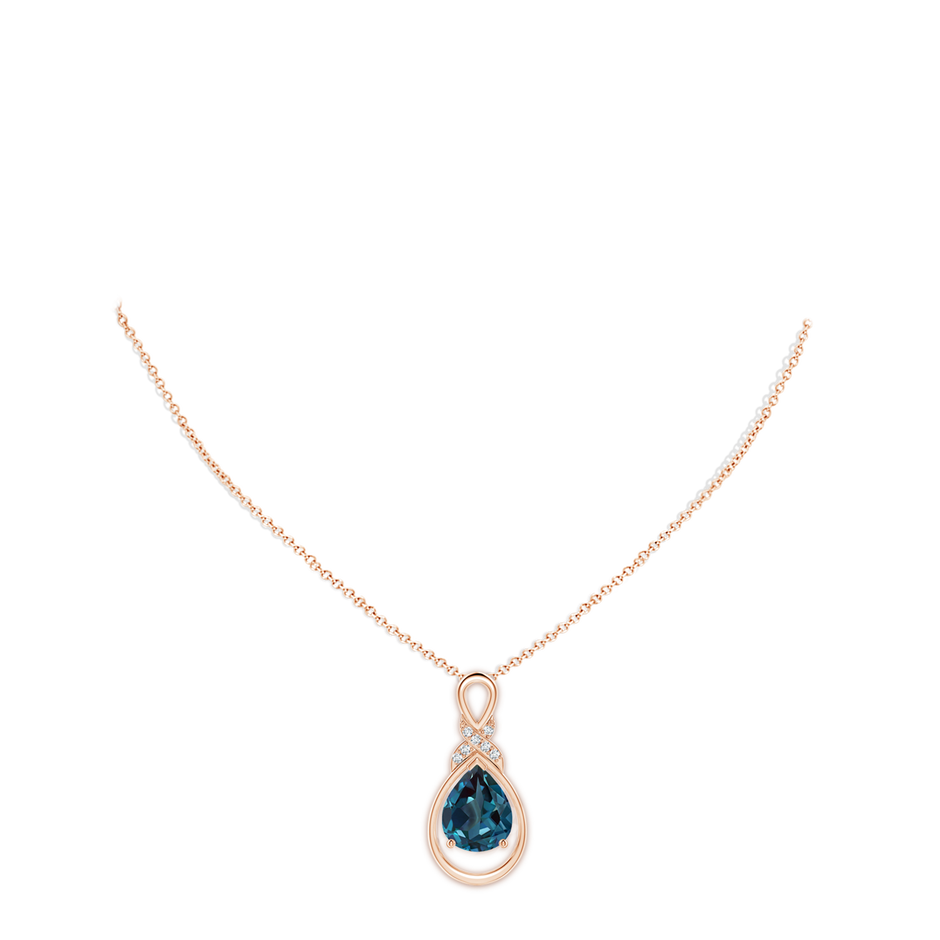 10x8mm Labgrown Lab-Grown Alexandrite Infinity Pendant with Diamond 'X' Motif in Rose Gold pen