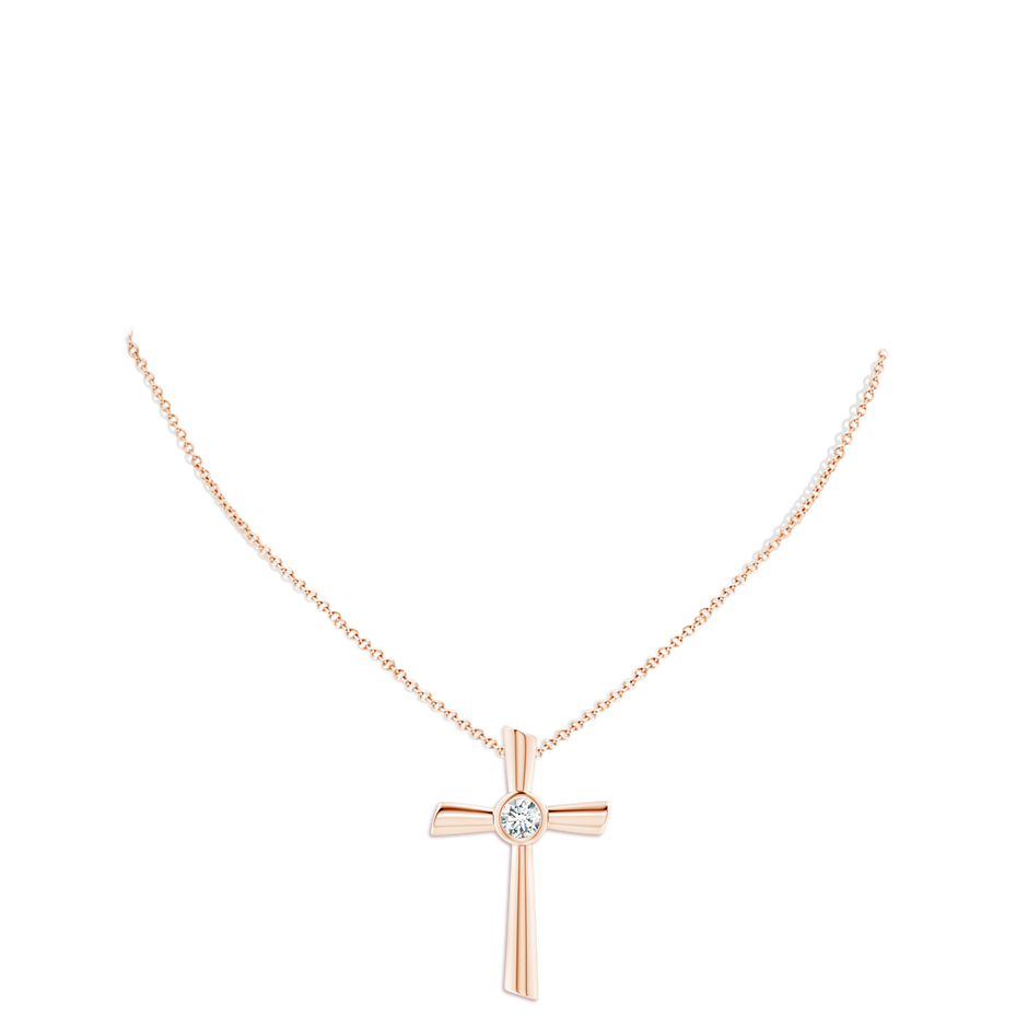 5.1mm FGVS Lab-Grown Solitaire Diamond Cross Pendant in Rose Gold pen