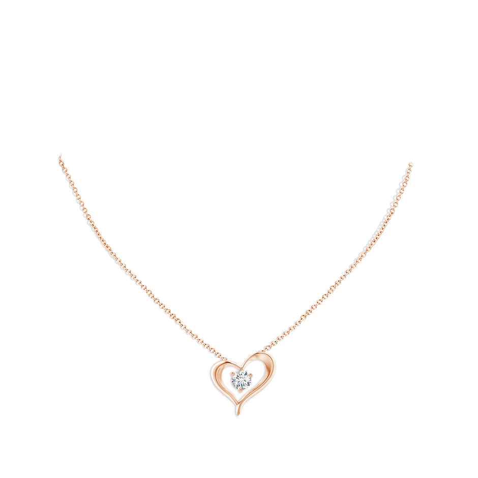 6.4mm FGVS Lab-Grown Solitaire Diamond Ribbon Heart Pendant in 18K Rose Gold pen