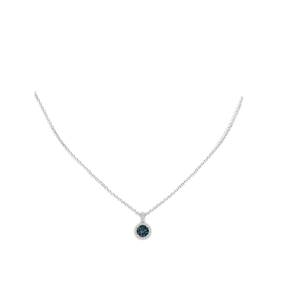 7mm Labgrown Claw-Set Round Lab-Grown Alexandrite Pendant with Diamond Halo in White Gold pen