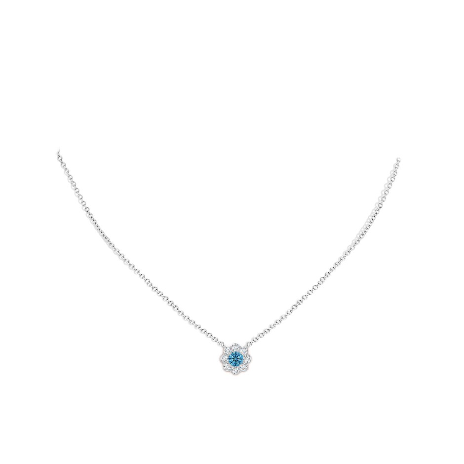 4.2mm Labgrown Prong-Set Round Lab-Grown Fancy Intense Blue Diamond Halo Pendant in White Gold pen