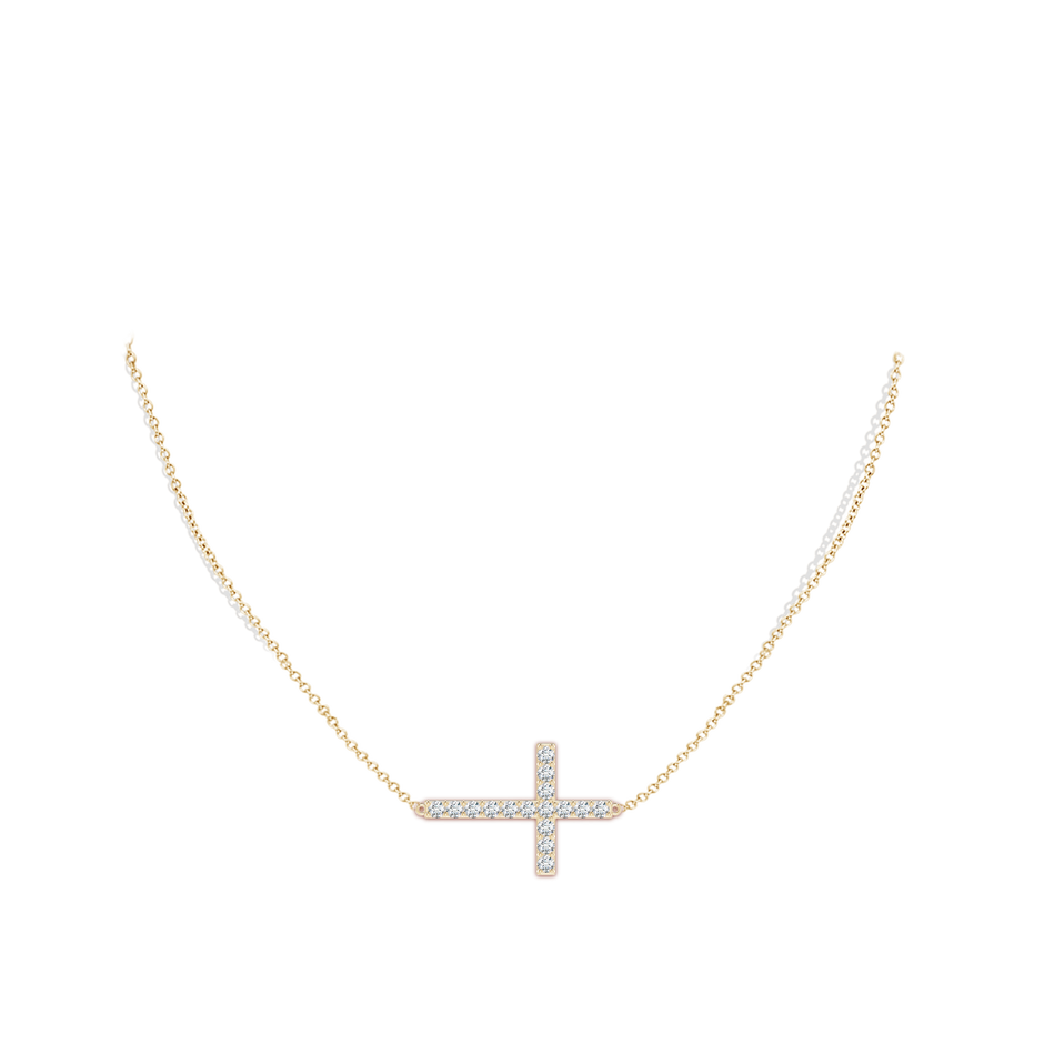 2.45mm FGVS Lab-Grown Prong-Set Diamond Horizontal Cross Pendant in Yellow Gold pen