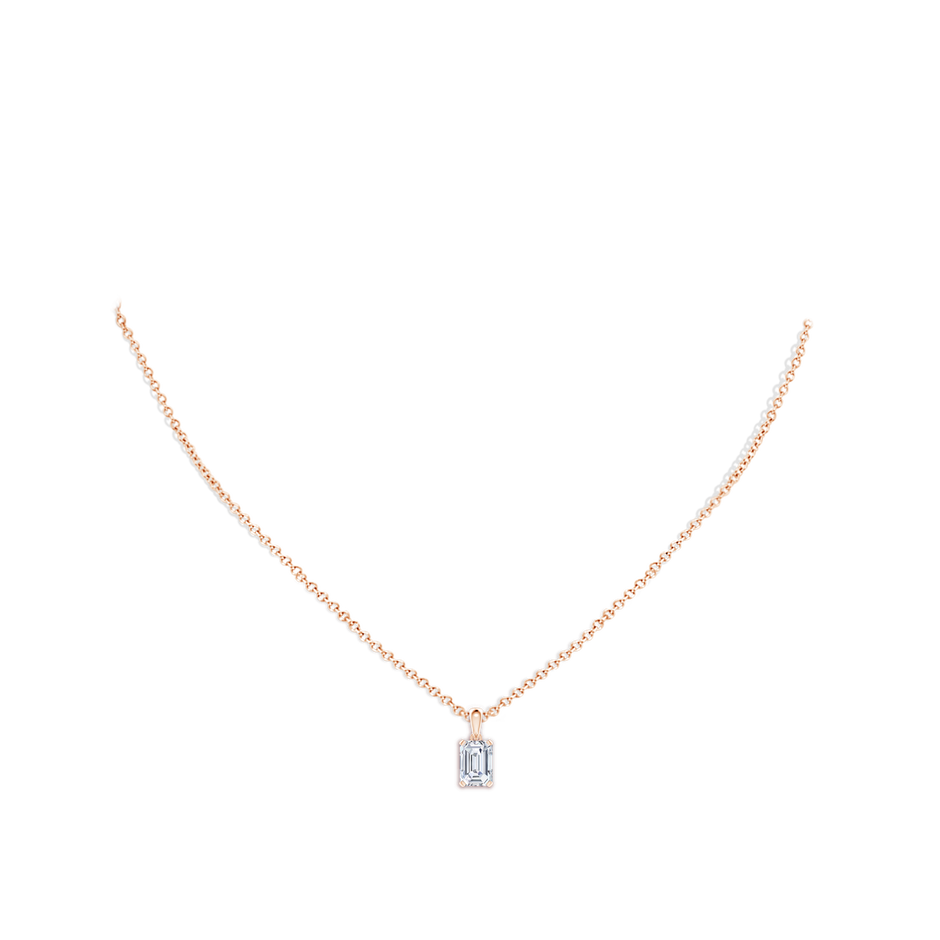 7x5mm FGVS Lab-Grown Emerald-Cut Diamond Solitaire Pendant in Rose Gold pen
