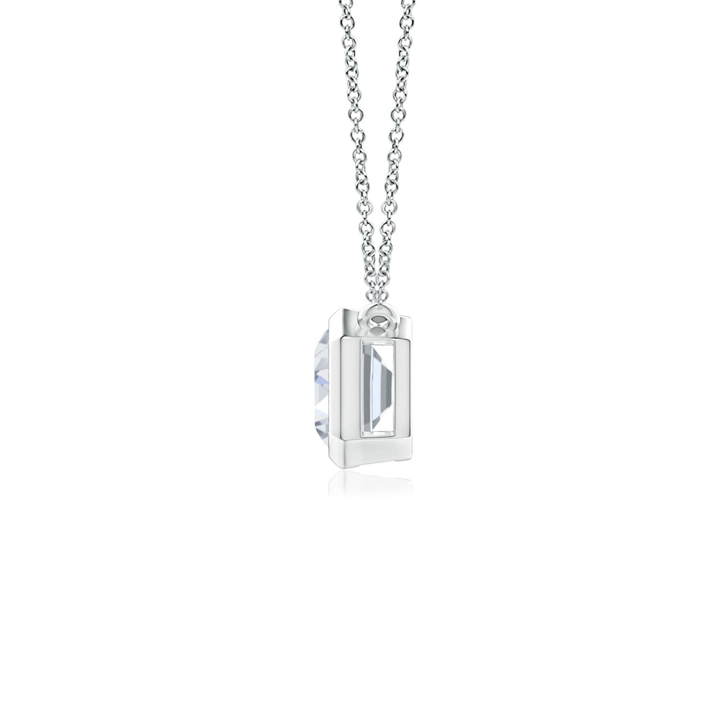 F-G, VS / 0.65 CT / 14 KT White Gold